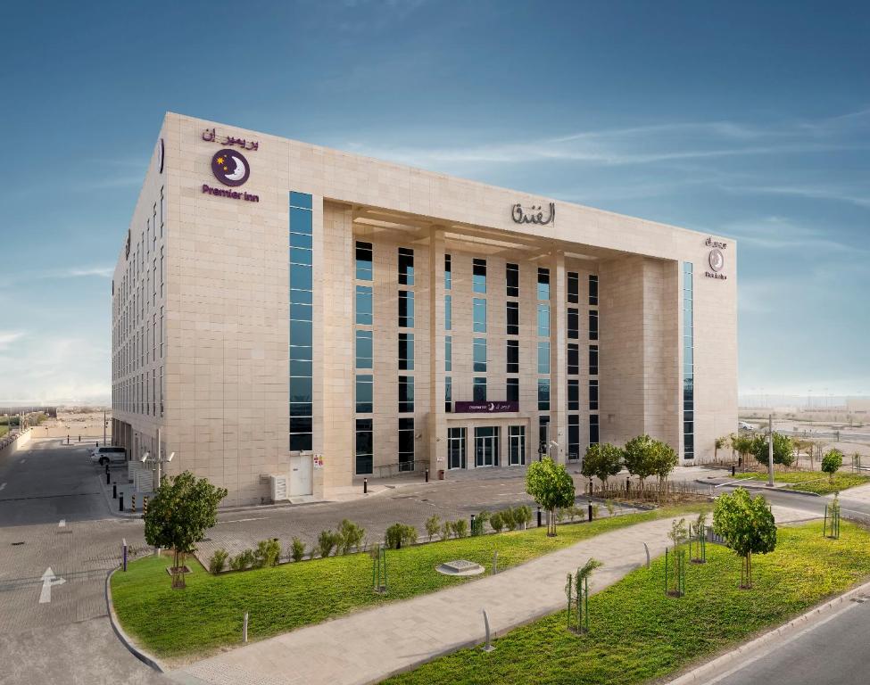 فندق بريمير إن الدوحة المدينة التعليمية هو فندق 3 نجوم