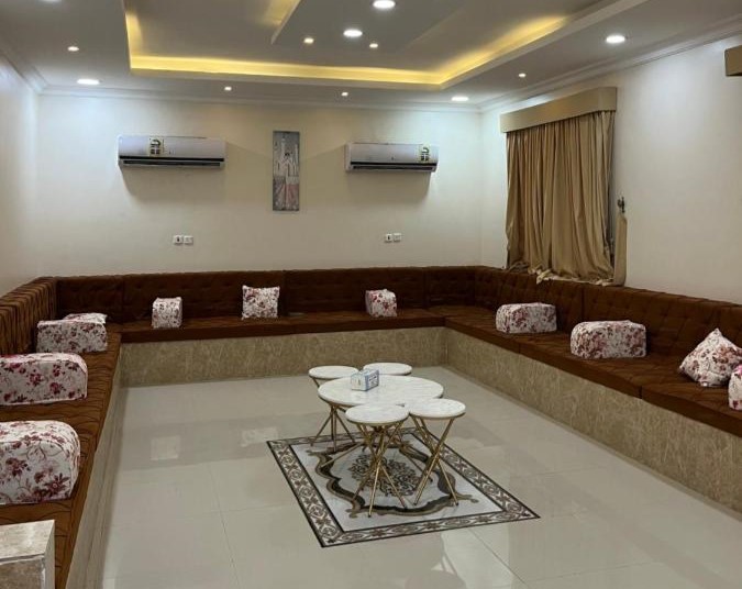 استراحة وشاليهات العز من أهم شاليهات العزيزيه في الخبر.