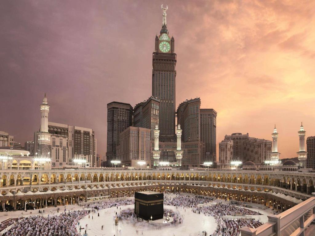 فندق ساعة مكة فيرمونت يعد أفضل فنادق مكة مطلة على الحرم