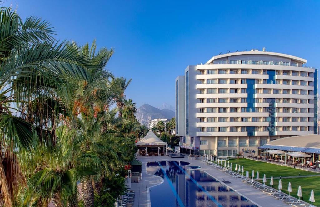 5 stars hotel antalya