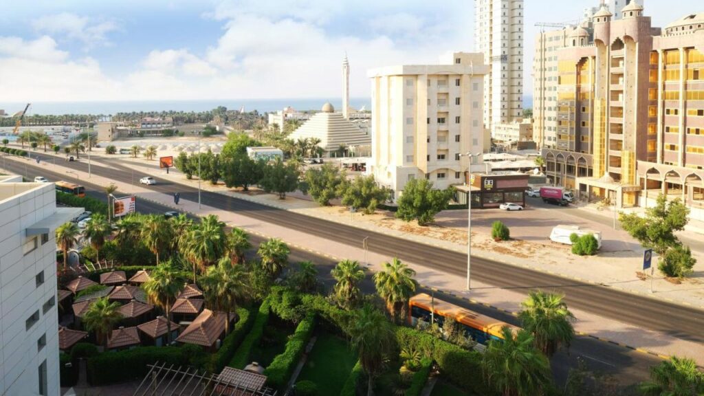 فنادق الكويت على شارع الخليج العربي