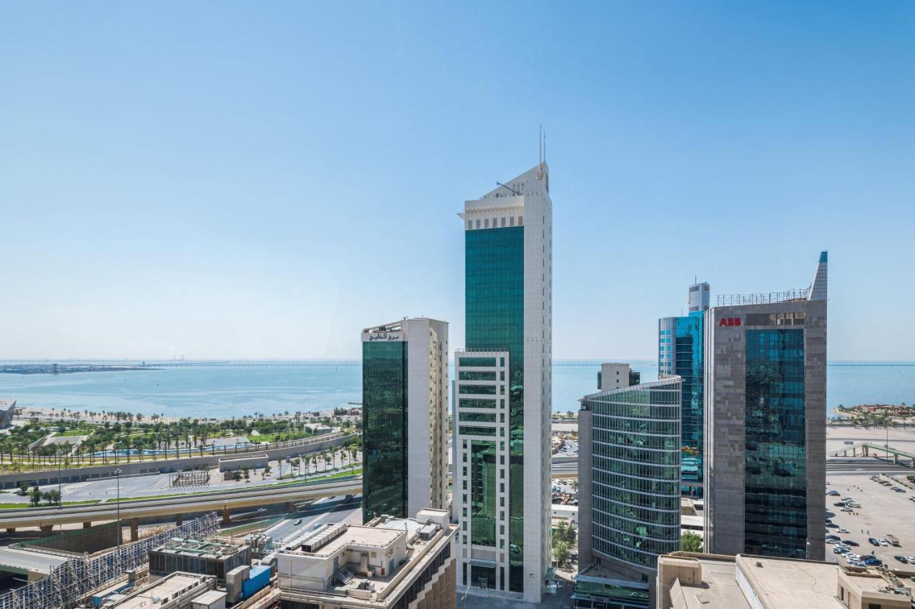 فور بوينتس شيراتون الكويت واحد من فنادق الكويت المباركية الجميلة