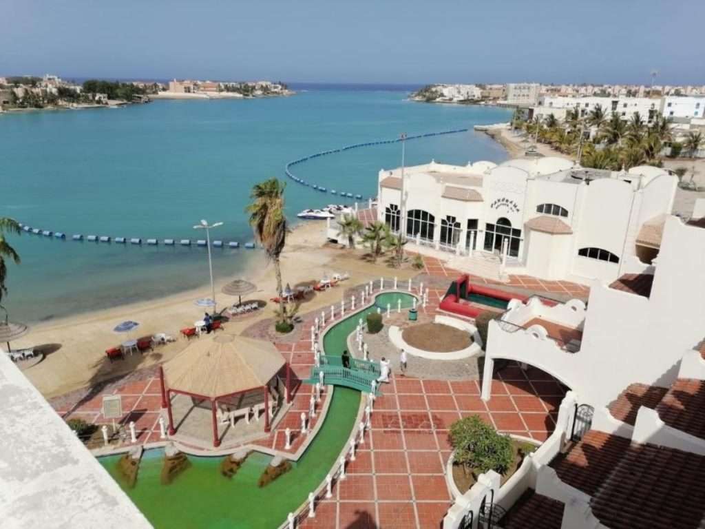 شاطئ ناكسوس جدة