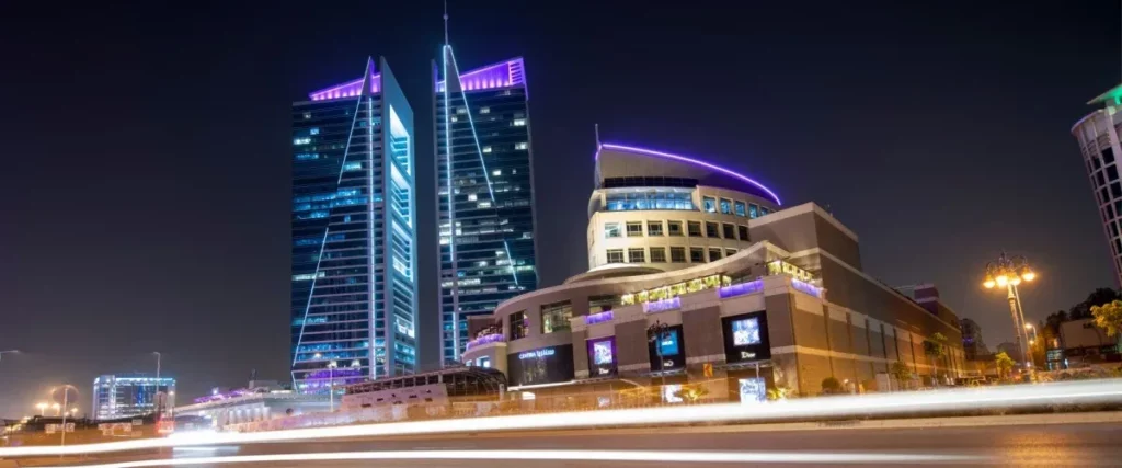سنتريا مول الرياض يعد من أحلي مجمعات شرق الرياض.