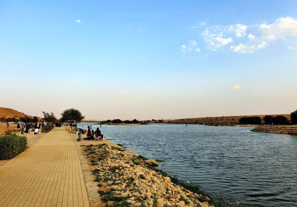 منتزه وبحيرات الحائر الرياض من أحسن حدائق جنوب الرياض