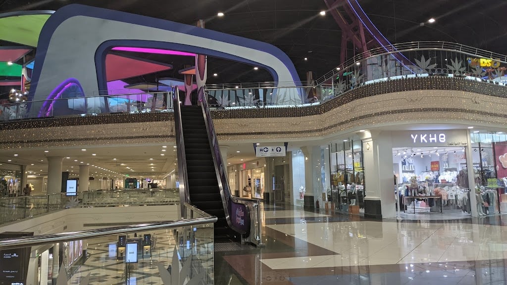 العثيم مول الرياض احد افضل مولات الرياض.