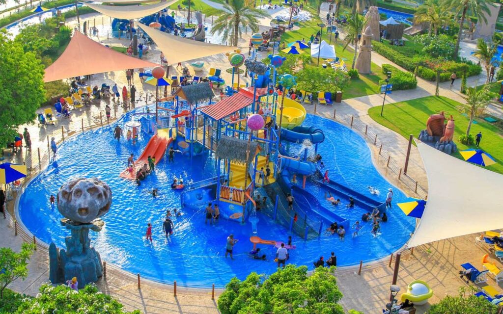 حديقة المنتزه الشارقة