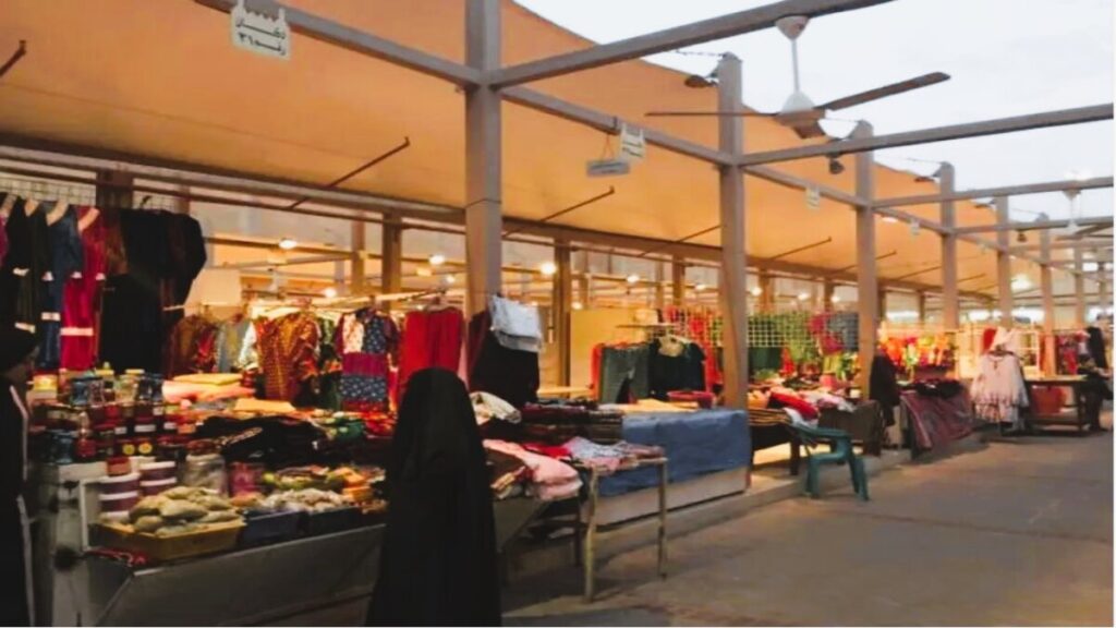 يعتبر سوق النساء الشعبي من أفضل أسواق الخبر رخيصة