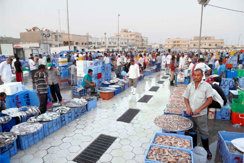 سوق السمك الخبر يعتبر من أحلي اسواق الخبر الرخيصة