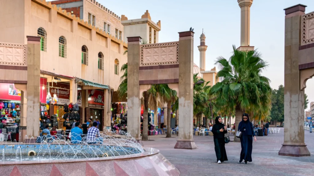 سوق الحريم الشعبي