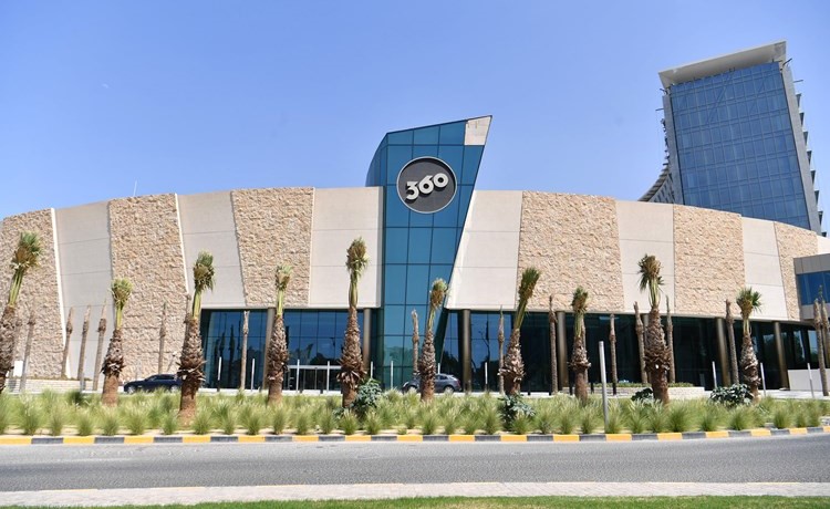 360 مول يعتبر من أحلي المولات في الكويت