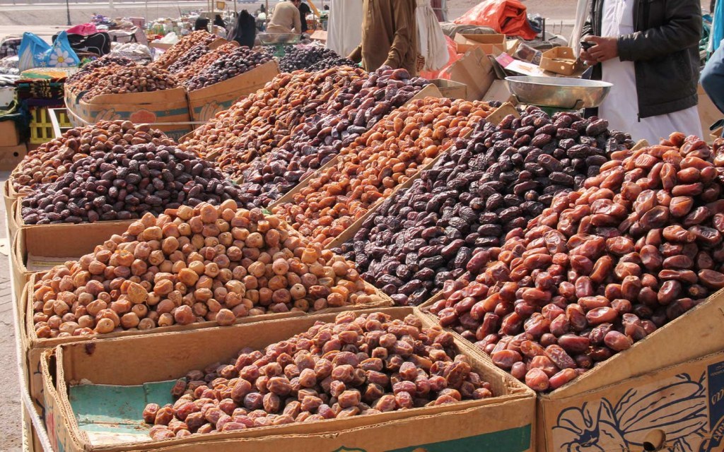 سوق التمور