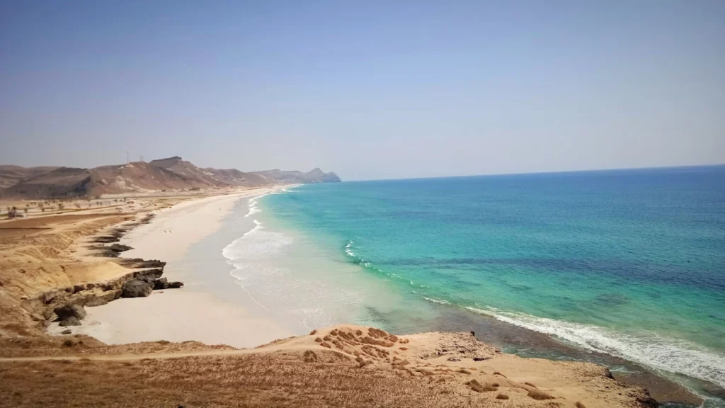شاطئ المغسيل صلالة