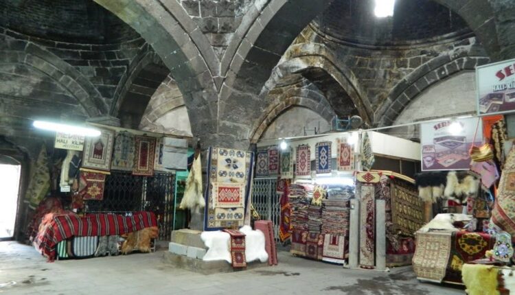 سوق بداستان