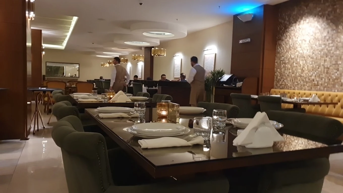 مطعم اكليل لبنان